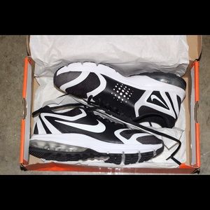 New woman Nike air max premier run size 7