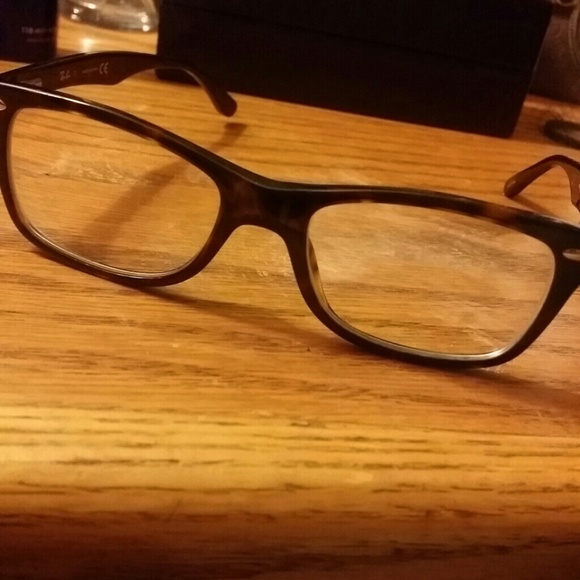 Authentic Ray-Ban eyewear.