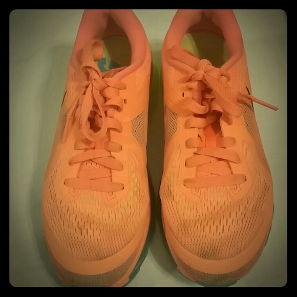 Nike Air Max Shoes