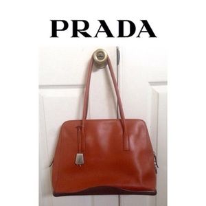 Vintage Prada!👜