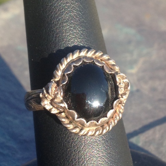Vintage antique Sterling floral black onyx ring - Picture 1 of 4