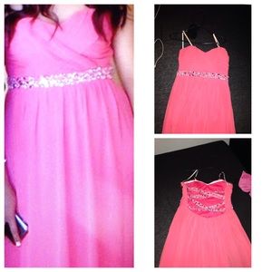 Coral pink long dress great for any occasion 🌺