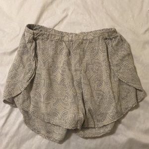 Brandy Melville Tribal Taylor Shorts