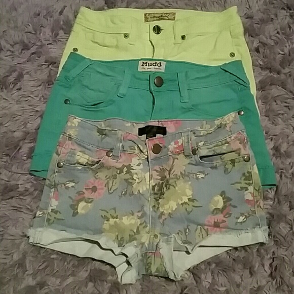 Shorts (: