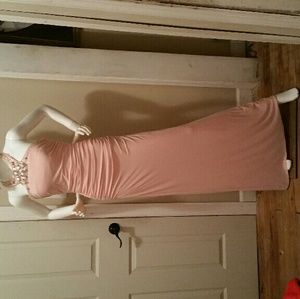 Long pink cache  dress
