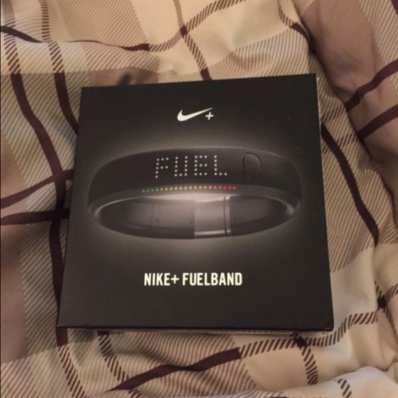 Nike Fuelband M/L - Picture 1 of 3