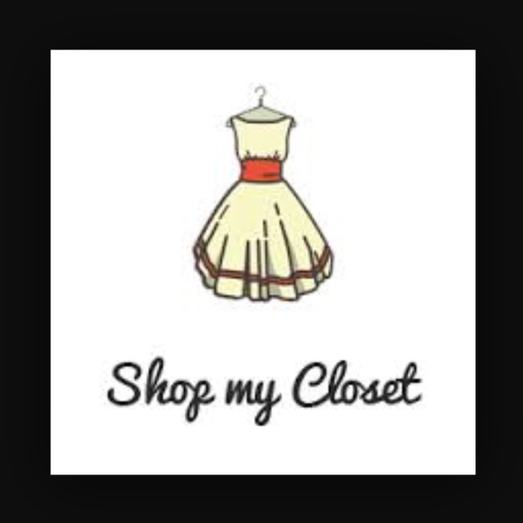 Shop my closet 2$ off any bundle!