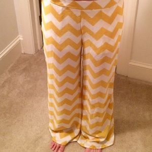 Yellow chevron flowy pants