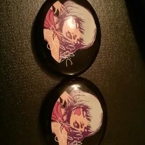 MAC Fafi Powder in Sassed Up  & Verve-Acious