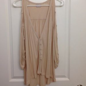 Anthropologie Long sleeve for @LISAM0602