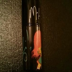 MAC fafi utterly frivolous lipstick