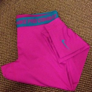 Nike pro combat capris