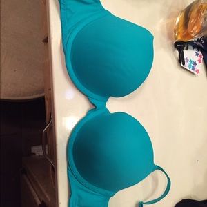PINK Victoria's Secret Push Up Bra 34D