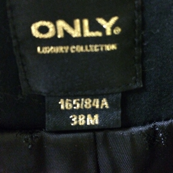 Jacket - Picture 4 of 4