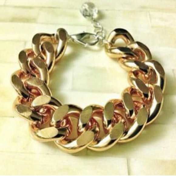 Thick bracelet