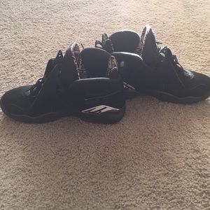 Men Retro 8s