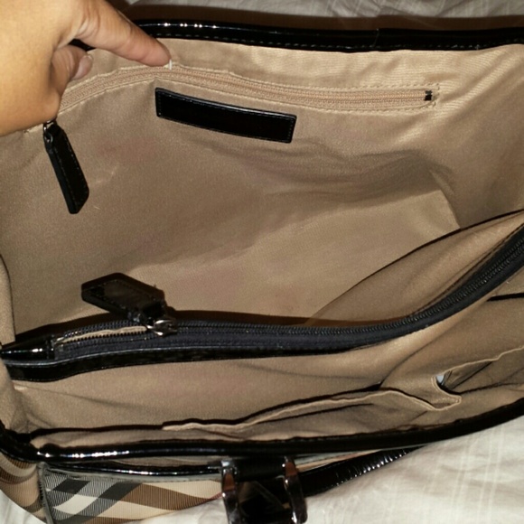 Sale today only*Authentic Burberry Nova Check Tote - Picture 2 of 12