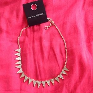 Banana Republic neckalce