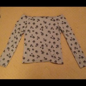 🆕💥Victoria's Secret top grey/black off shoulders