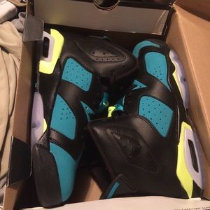 Turbo Green Jordan's