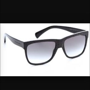 Alexander McQueen textured sunglasses