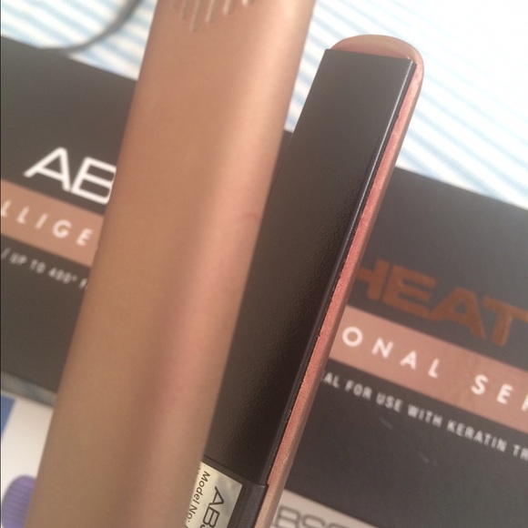 Mini Straightener - Picture 3 of 4