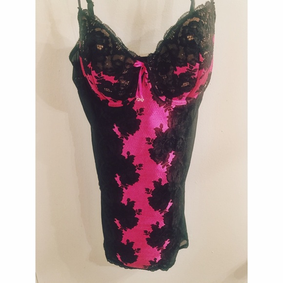 Victoria's Secret- Lace Intimate Top