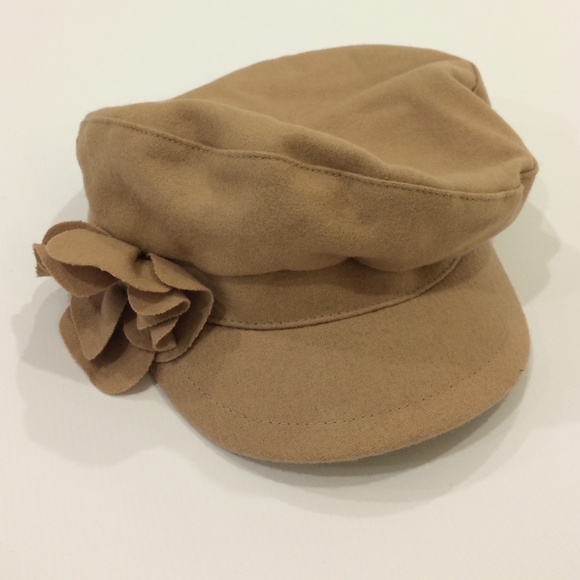 Tan will brimmed hat - Picture 1 of 2