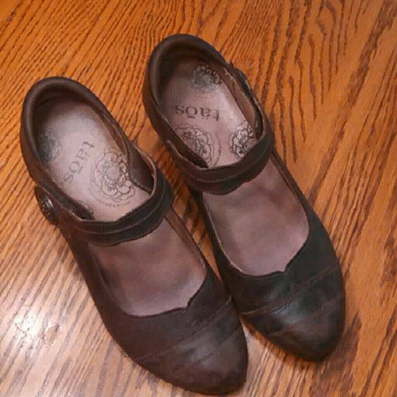 Taos brown leather mary janes