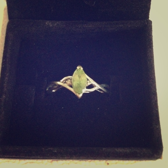 Peridot ring