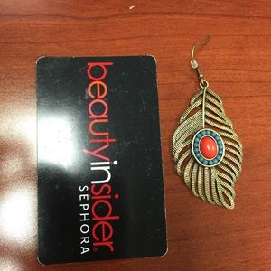 Re stock Kendra Scott-like earring