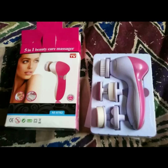 Spinbrush exfoliater for face