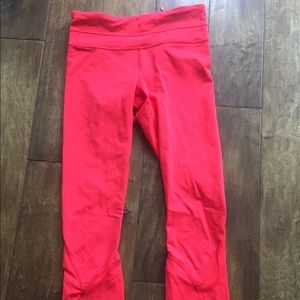 Lululemon Red Run Inspire Crops