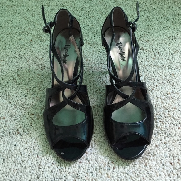 Black cross cross heels - Picture 1 of 3