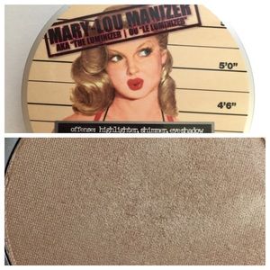 The Balm Mary-Lou Manizer highlighter