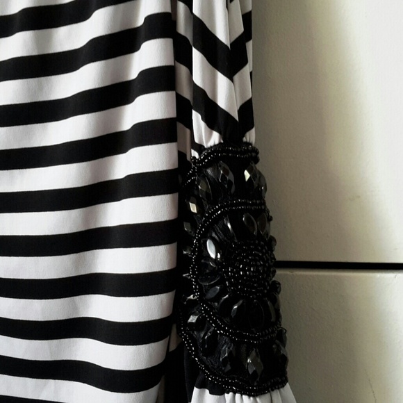 Top - Picture 3 of 4