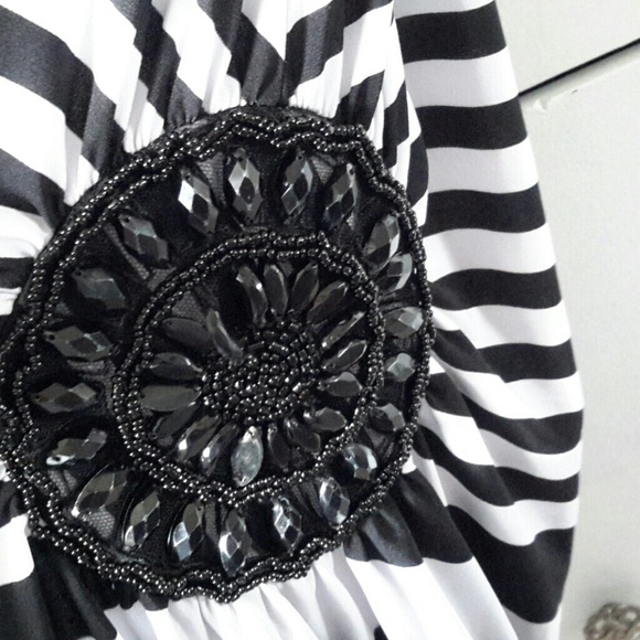 Top - Picture 4 of 4