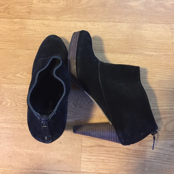 Cole Hann ankle boot