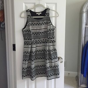 Black and white Dress - size medium
