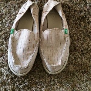 Sanuk sidewalk surfers tan tweed!