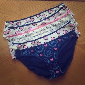 Victoria's Secret PINK hipster undies bundle!
