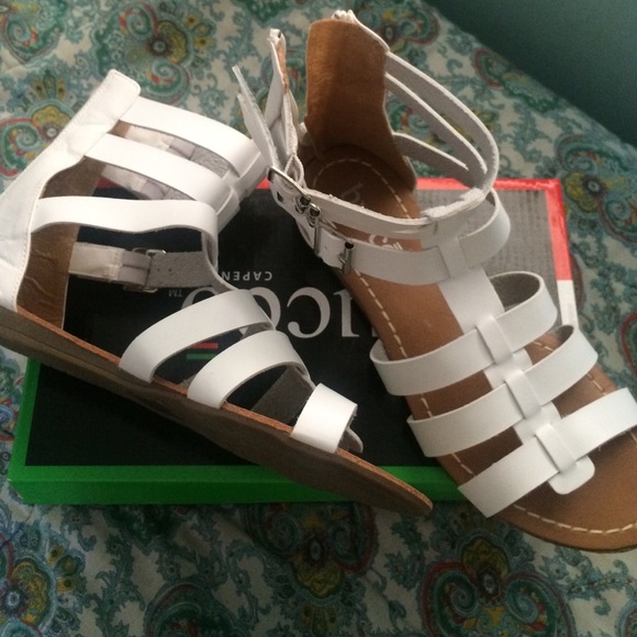 BUCCO SANDALS FROM NORDSTROM RACK
