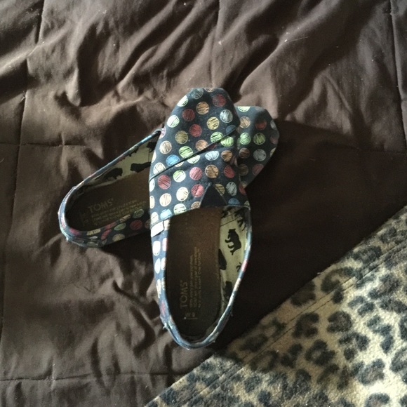 Polka dot toms