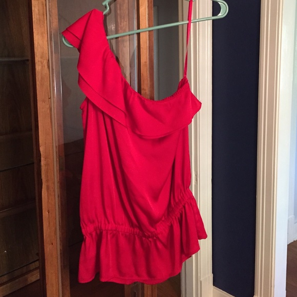 The Limited Red One Shoulder Top - Picture 2 of 4