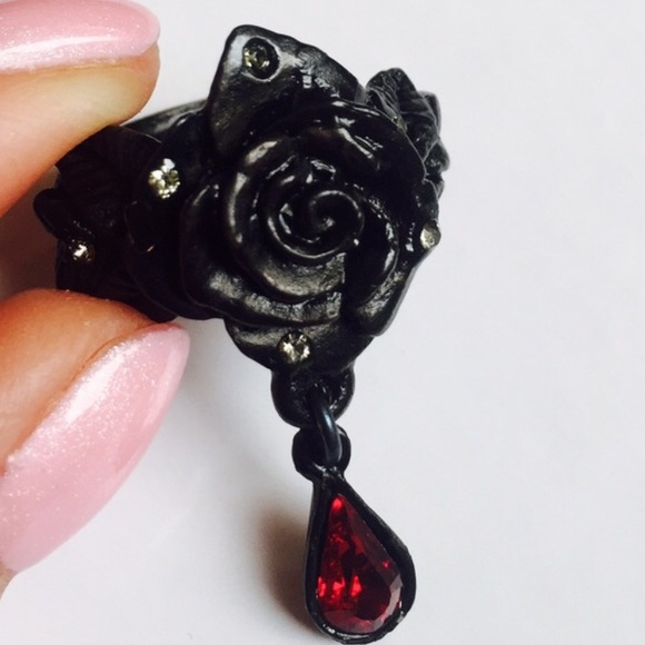 Alchemy Jewelry - HOLD‼️Black Passion Rose 8