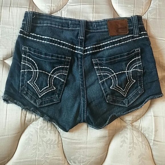 SOLD - Picture 3 of 4