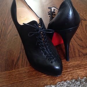 Louboutin bootie black