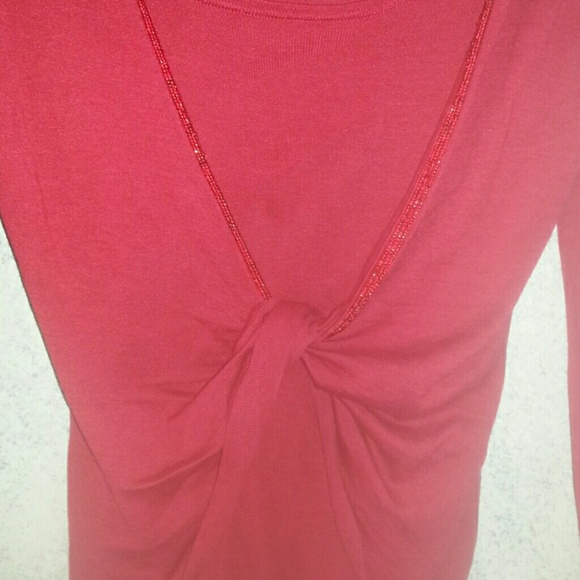 Red INC top - Picture 2 of 3
