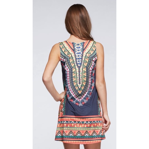 ❤️Tribal Print Tunic❤️ - Picture 2 of 4