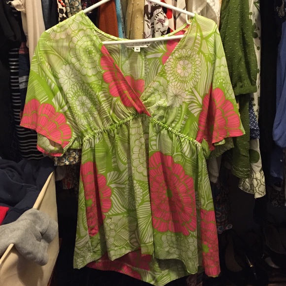 Beautiful Trina Turk tunic